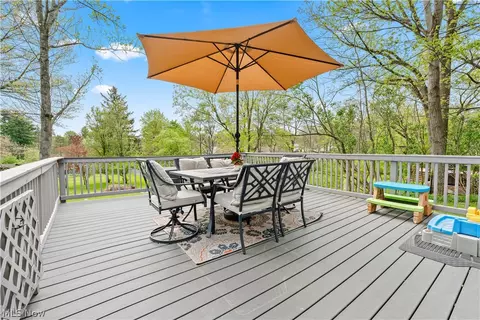 Exterior - 2136 E Sprague Rd, Broadview Heights, OH 44147 photo 5 of 11