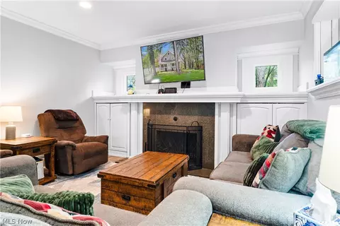 Living - 2136 E Sprague Rd, Broadview Heights, OH 44147 photo 1 of 1