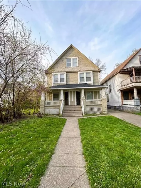 10105 Somerset, Cleveland, OH 44108