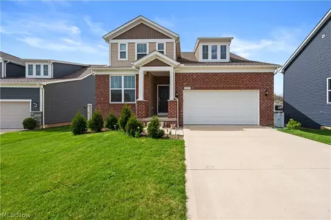 2957 Darlene Ct, Twinsburg, OH 44087