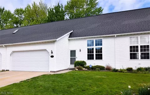 2529 Clearwater Ln #22, Painesville, OH 44077