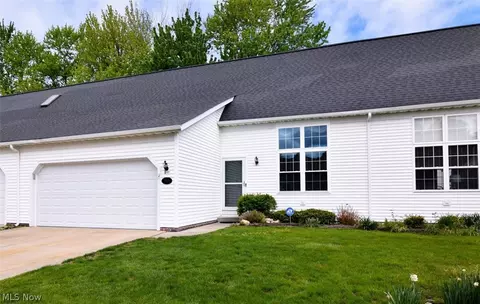 2529 Clearwater Ln #22, Painesville, OH 44077