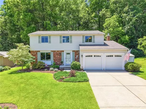 1142 Waldo Way, Twinsburg, OH 44087