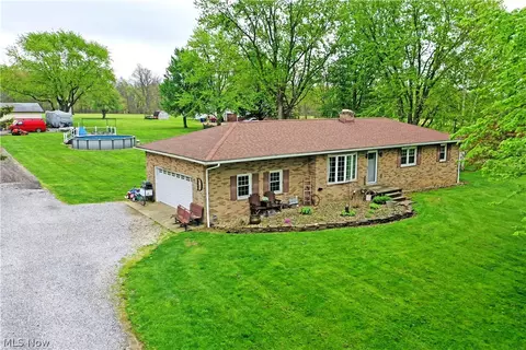 3192 New Milford Rd, Atwater, OH 44201