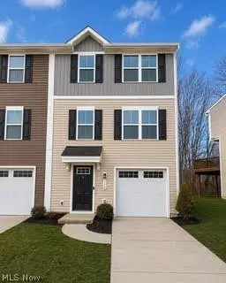 716 Pine Spring Dr, Painesville, OH 44077