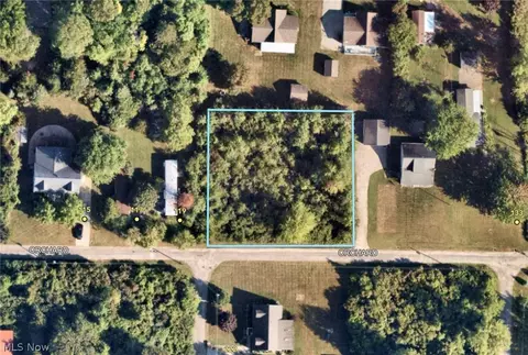 100-102 Orchard Ln, Kelleys Island, OH 43438
