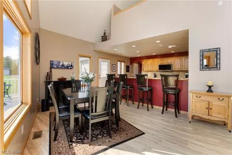 Dining - 103 Random Rd, Minerva, OH 44657 photo 2 of 2