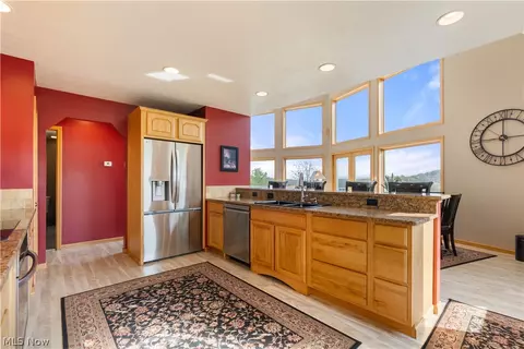 Kitchen - 103 Random Rd, Minerva, OH 44657 photo 6 of 8