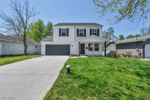 189 Alexander Dr, Elyria, OH 44035
