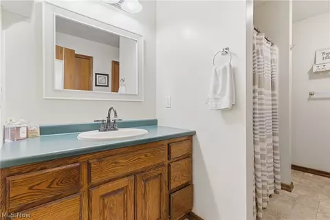 Bath - 313 Glenview Ave, Dover, OH 44622 photo 4 of 4