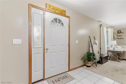 Entry Way - 313 Glenview Ave, Dover, OH 44622 photo 2 of 5