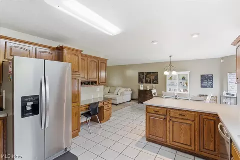 Kitchen - 313 Glenview Ave, Dover, OH 44622 photo 4 of 4
