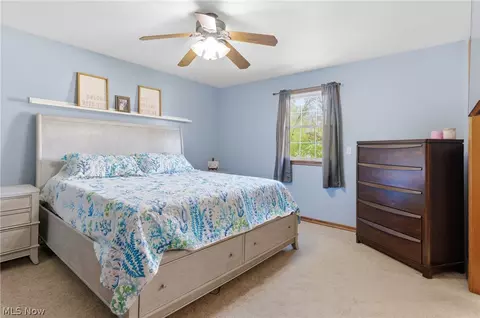 Bedroom - 313 Glenview Ave, Dover, OH 44622 photo 5 of 7