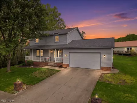 313 Glenview Ave, Dover, OH 44622