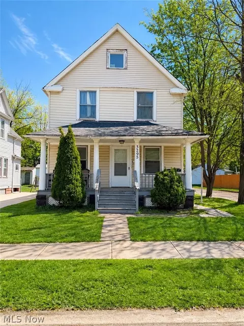 3295 W 56th St, Cleveland, OH 44102