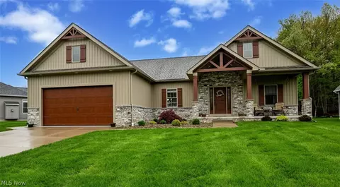 1702 Honeychuck Ln, Kent, OH 44240