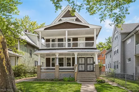 10322 Parkgate Ave, Cleveland, OH 44108