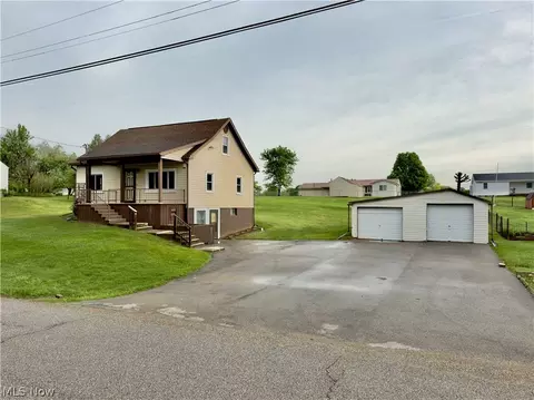 88 Meldahl Rd, Washington, WV 26181
