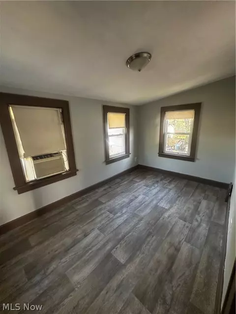 Bedroom - 535 Mohawk Ave, Akron, OH 44305 photo 1 of 3