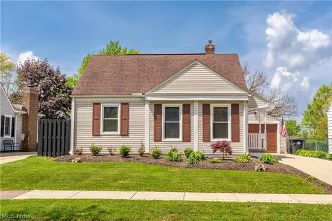 1646 Evergreen Ave, Akron, OH 44301