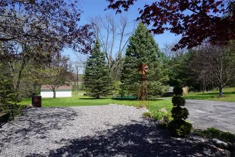 Exterior - 4173 S Ridge Rd E, Geneva, OH 44041 photo 13 of 13