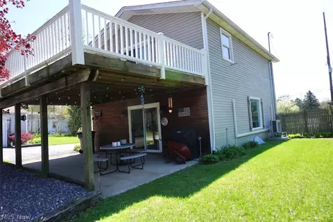 Exterior - 4173 S Ridge Rd E, Geneva, OH 44041 photo 10 of 13