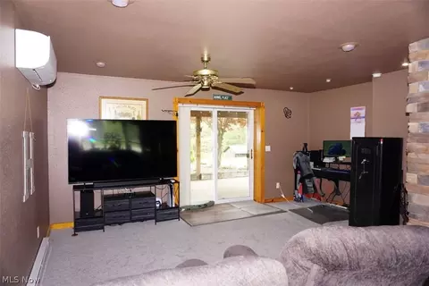 Living - 4173 S Ridge Rd E, Geneva, OH 44041 photo 2 of 2