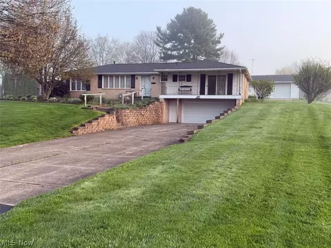 2401 Terrain St, Magnolia, OH 44643