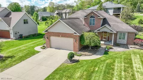 113 Howard Dr, Dover, OH 44622
