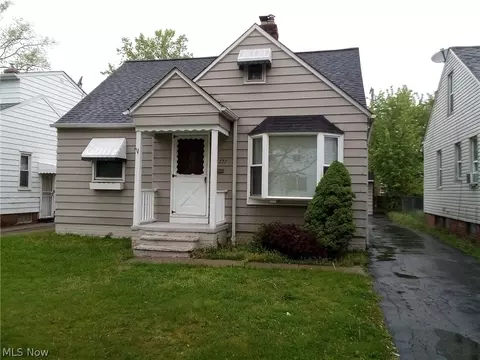 21771 Ball Ave, Euclid, OH 44123