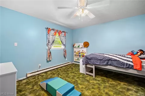 Bedroom - 8510 Murray Ridge Rd, Elyria, OH 44035 photo 3 of 8