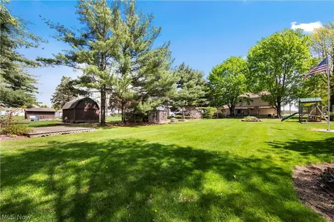 Exterior - 8510 Murray Ridge Rd, Elyria, OH 44035 photo 5 of 9