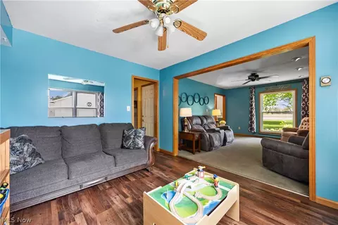 Living - 8510 Murray Ridge Rd, Elyria, OH 44035 photo 4 of 4