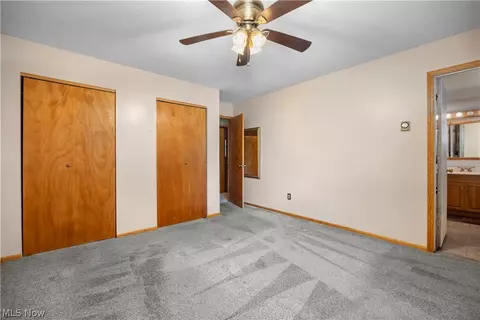 Bedroom - 8510 Murray Ridge Rd, Elyria, OH 44035 photo 2 of 8