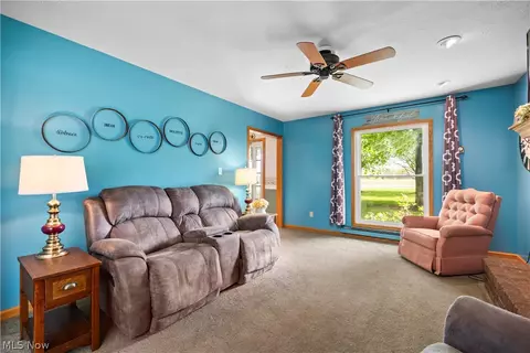 Living - 8510 Murray Ridge Rd, Elyria, OH 44035 photo 3 of 4