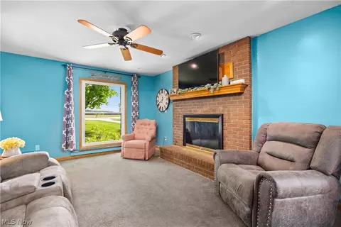 Living - 8510 Murray Ridge Rd, Elyria, OH 44035 photo 1 of 4