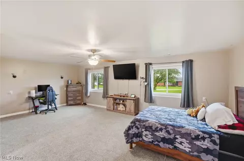 Bedroom - 1455 Riverview Dr, Lima, OH 45805 photo 8 of 11