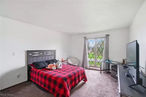 Bedroom - 1455 Riverview Dr, Lima, OH 45805 photo 4 of 11