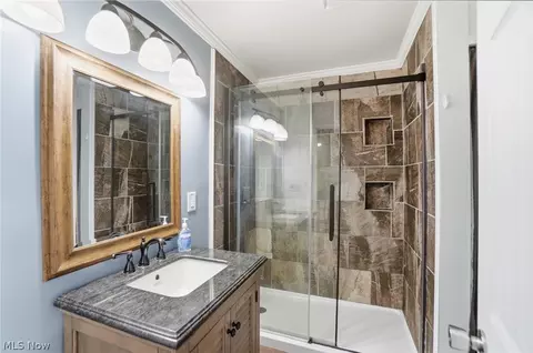 Bath - 1455 Riverview Dr, Lima, OH 45805 photo 1 of 4