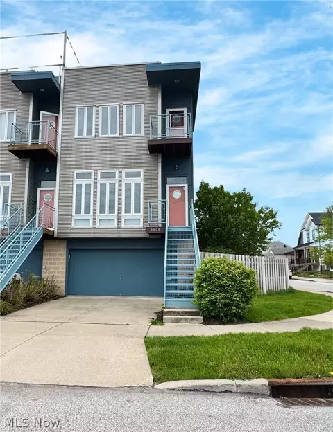 6608 Father Caruso Dr, Cleveland, OH 44102