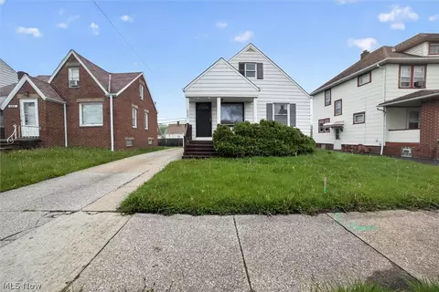 10721 Plymouth Ave, Garfield Heights, OH 44125