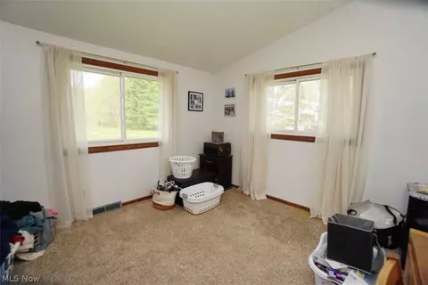 5875 Trumbull Rd, Geneva, OH 44041 photo 12