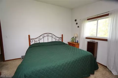 5875 Trumbull Rd, Geneva, OH 44041 photo 11
