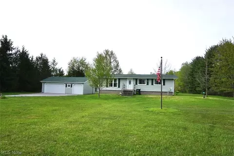 5875 Trumbull Rd, Geneva, OH 44041