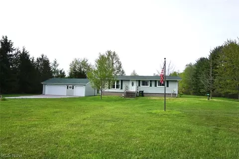 5875 Trumbull Rd, Geneva, OH 44041
