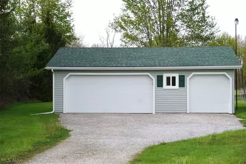 5875 Trumbull Rd, Geneva, OH 44041 photo 32