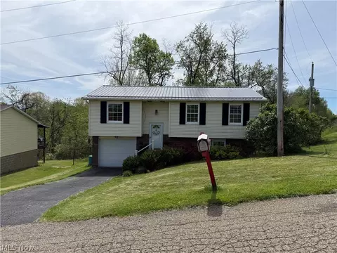191 Ridgeland Dr, Toronto, OH 43964