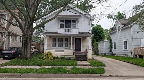 2321 14th St SW, Akron, OH 44314