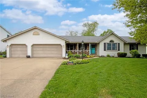 2585 Greenbriar Ln, Wooster, OH 44691