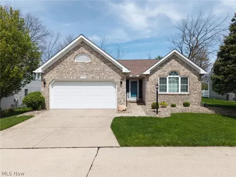 4247 Taylor Ct, Brunswick, OH 44212